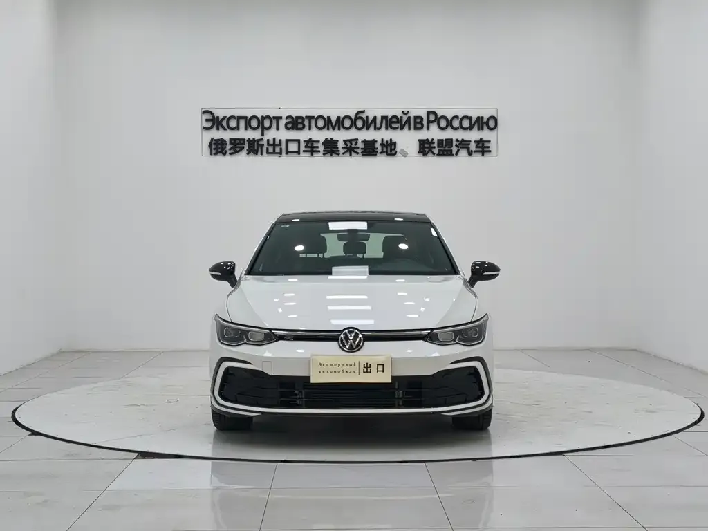 Volkswagen Golf 2022 из CN, фото 2