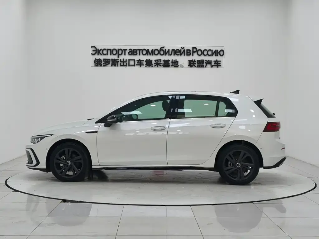 Volkswagen Golf 2022 из CN, фото 6
