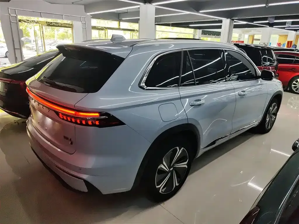 Geely Xingyue L — фото 7