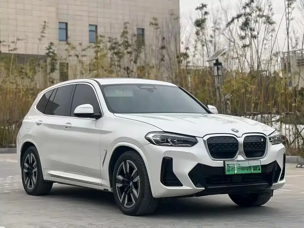 BMW iX3 2024 из CN, фото 3