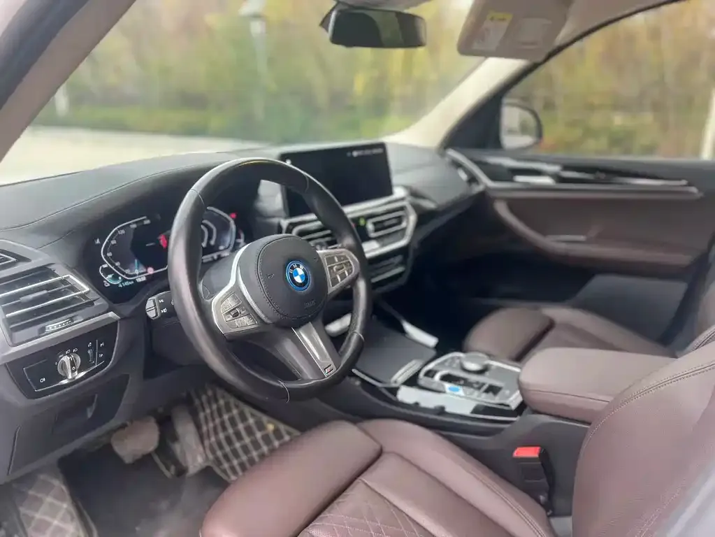BMW iX3 2024 из CN, фото 5