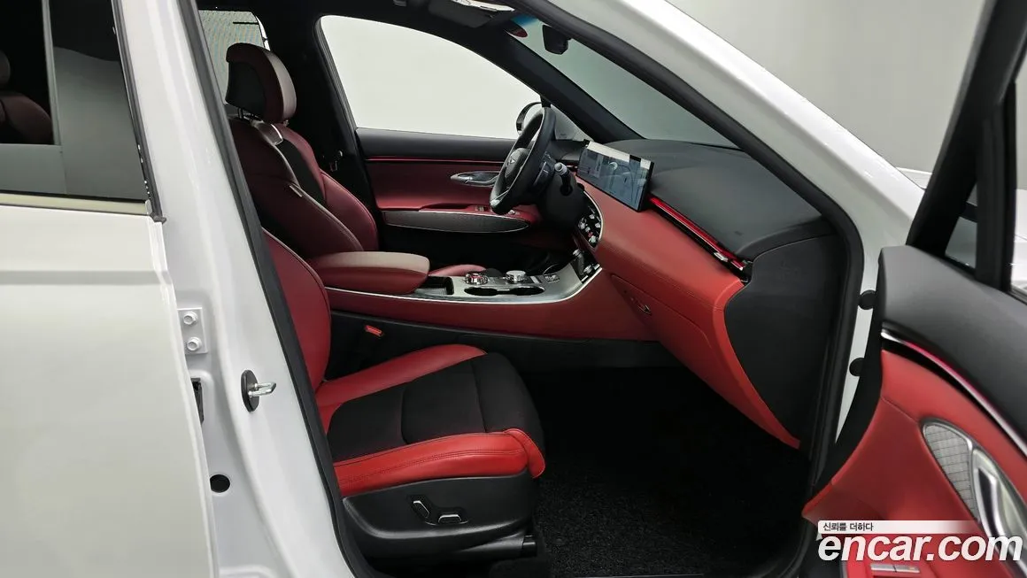 Genesis GV70 — фото 10