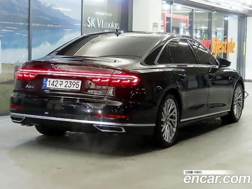 Audi A8 — фото 4