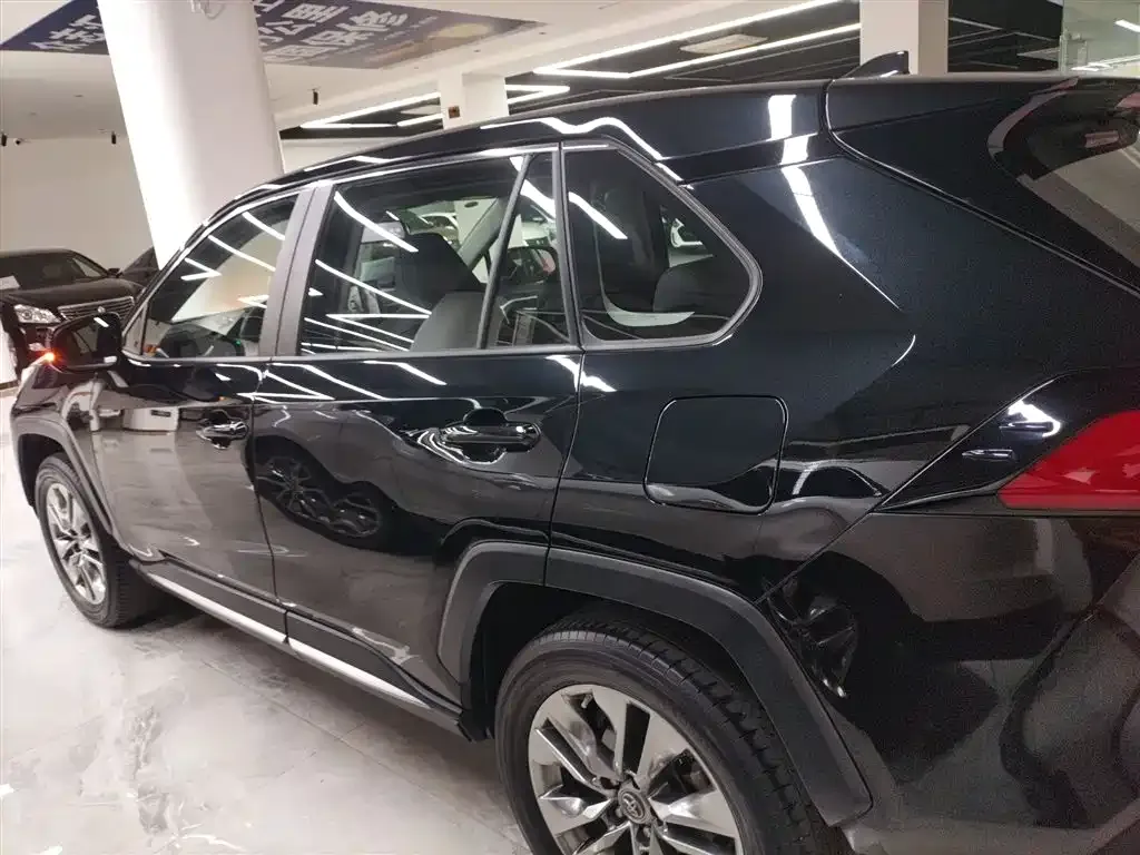 Toyota Wildlander 2021 из CN, фото 5