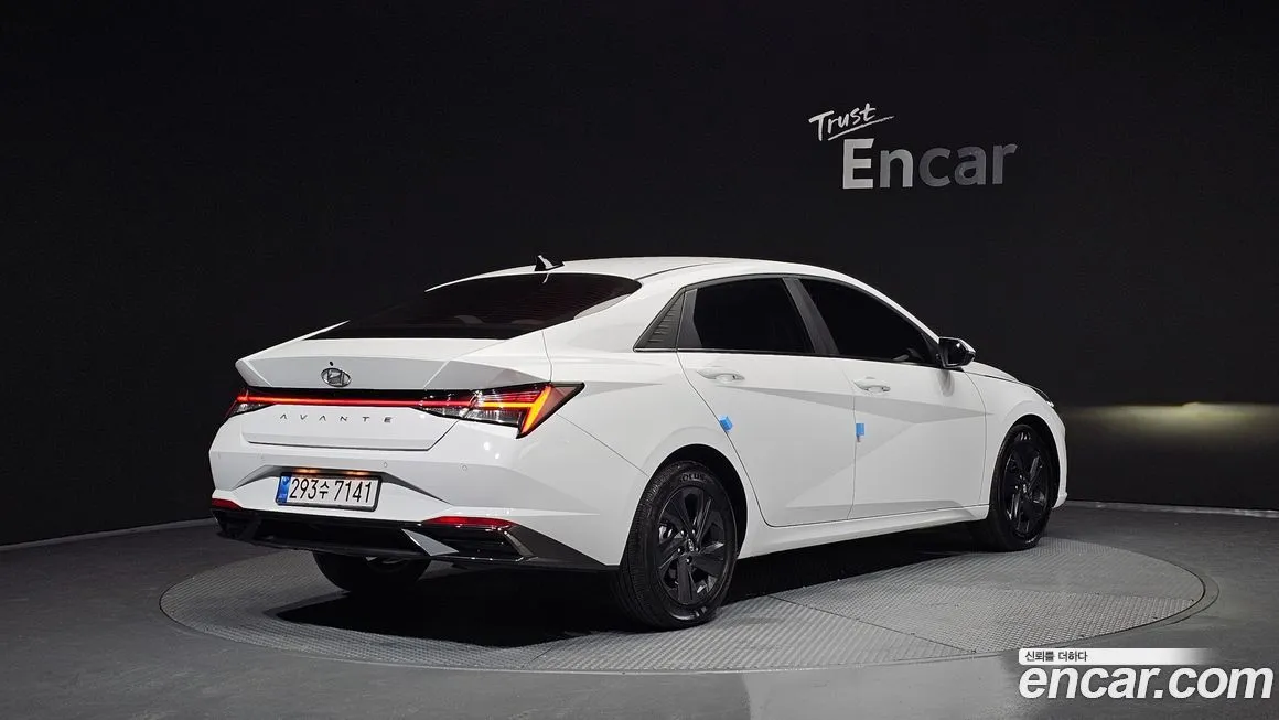 Hyundai AVANTE — фото 2