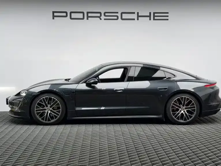 Porsche Taycan — фото 4