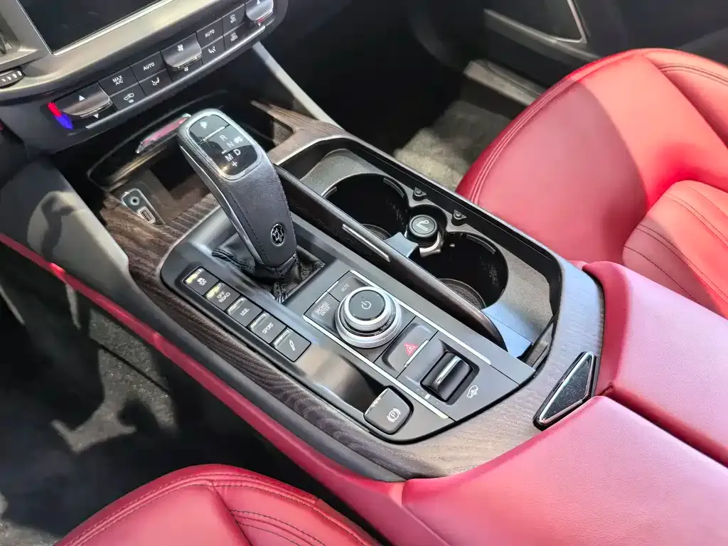 Maserati Levante 2021 из CN, фото 7