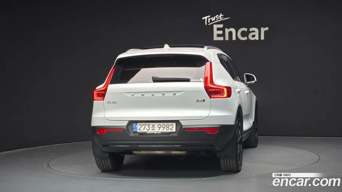 Volvo XC40 2021 из KR, фото 4