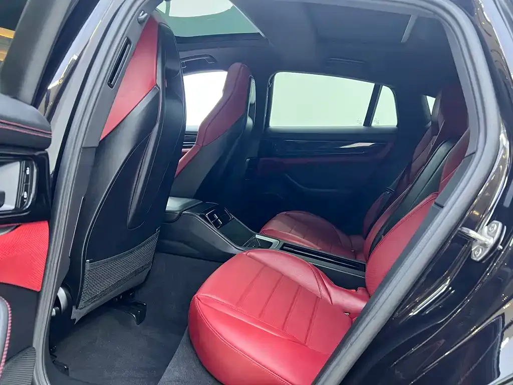 Porsche Panamera 2024 из CN, фото 7