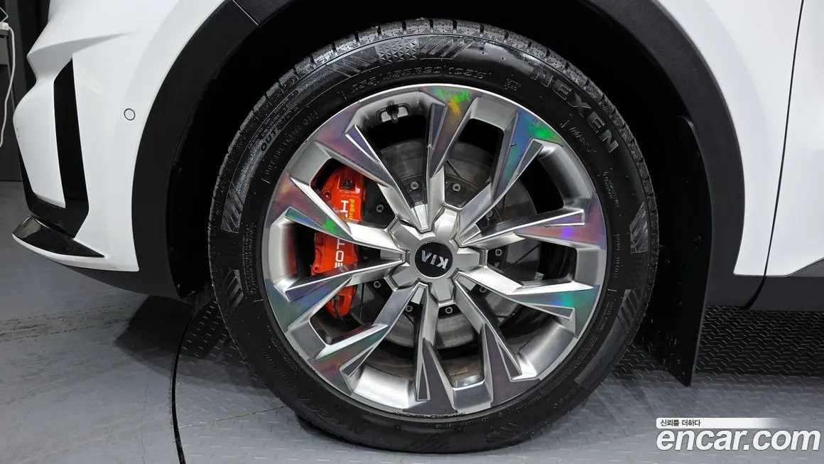 Kia Sorento — фото 5