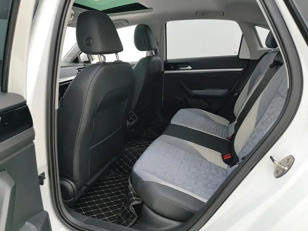 Volkswagen Lavida 2023 из CN, фото 8