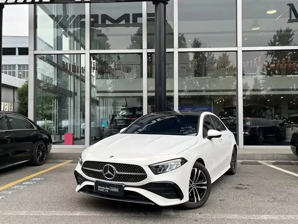 Mercedes-Benz A-Class — фото 1