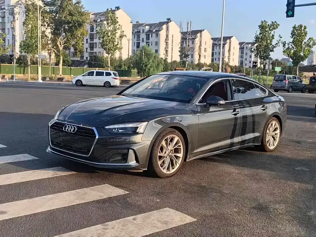 Audi A5 (Import) 2021 из CN, фото 1