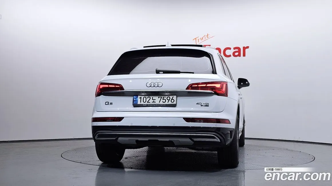 Audi Q5 — фото 4
