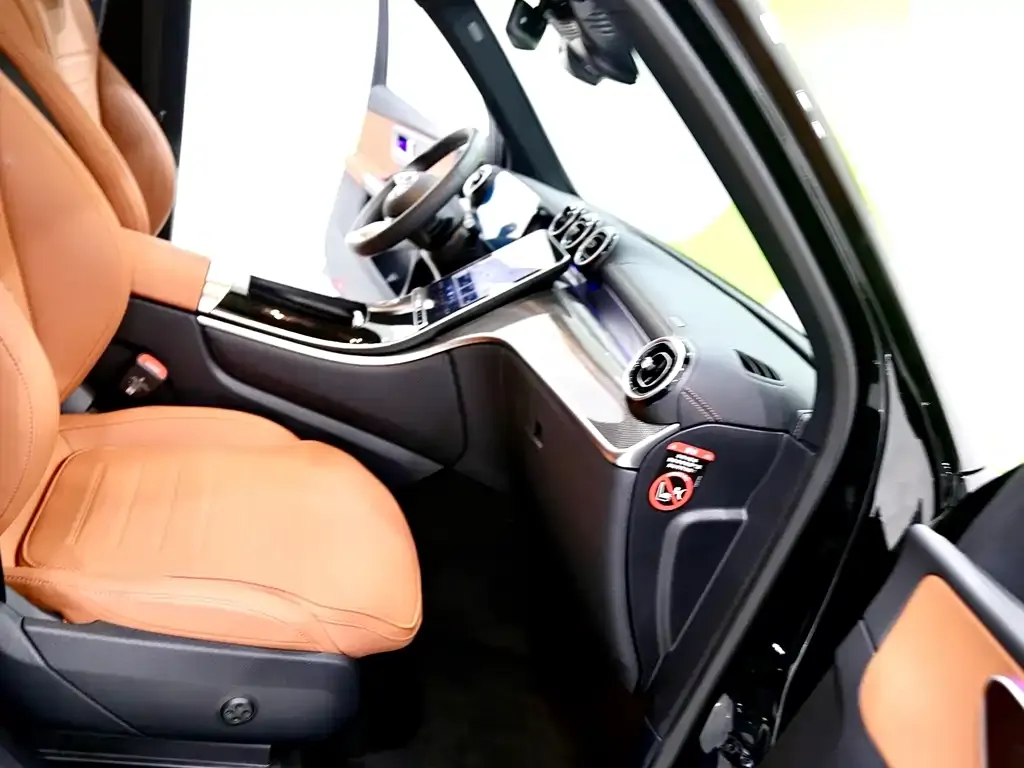 Mercedes-Benz GLC 2024 из CN, фото 8