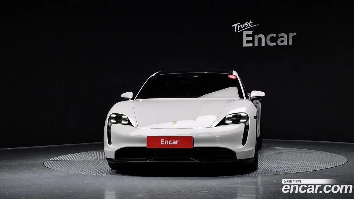 Porsche Taycan 2023 из KR, фото 3