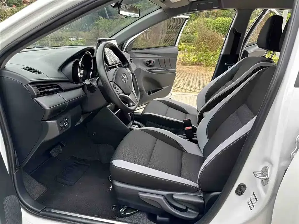 Toyota Yaris L 2022 из CN, фото 10