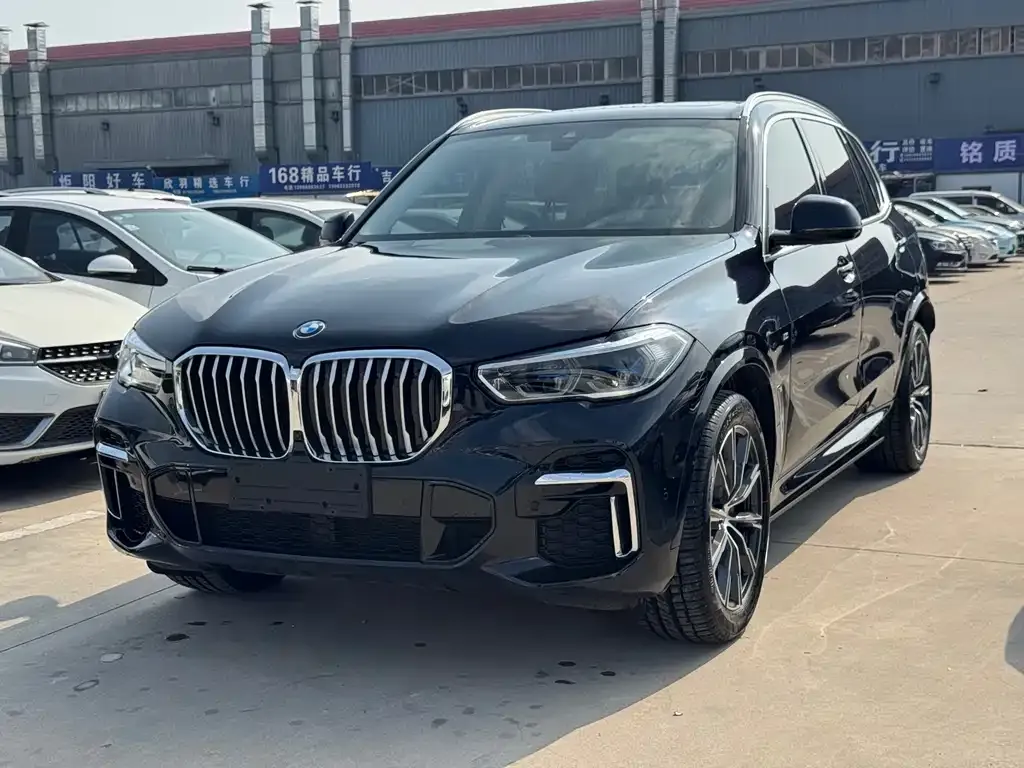 BMW X5 — фото 1