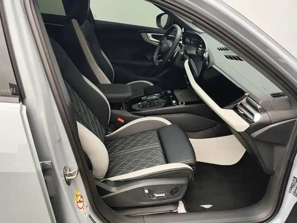 Audi A5L 2025 из CN, фото 6