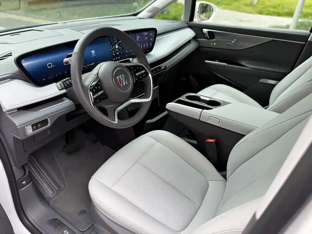 Buick GL8 2024 из CN, фото 5