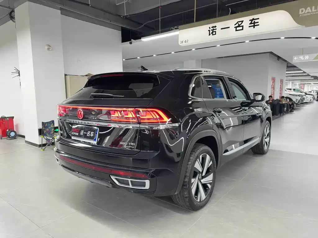 Volkswagen Teramont 2023 из CN, фото 4
