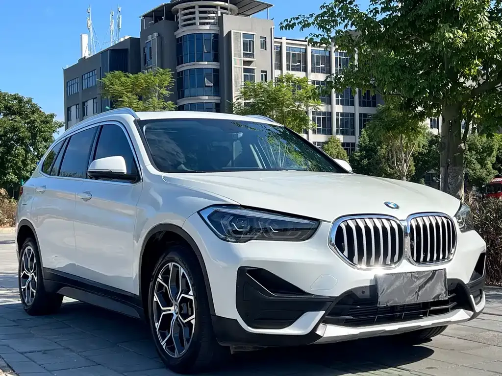 BMW X1 — фото 3