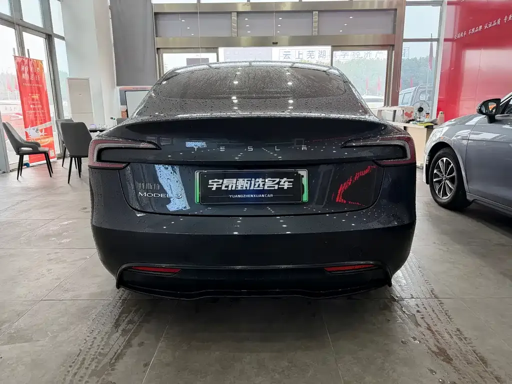 Tesla Model 3 2024 из CN, фото 4