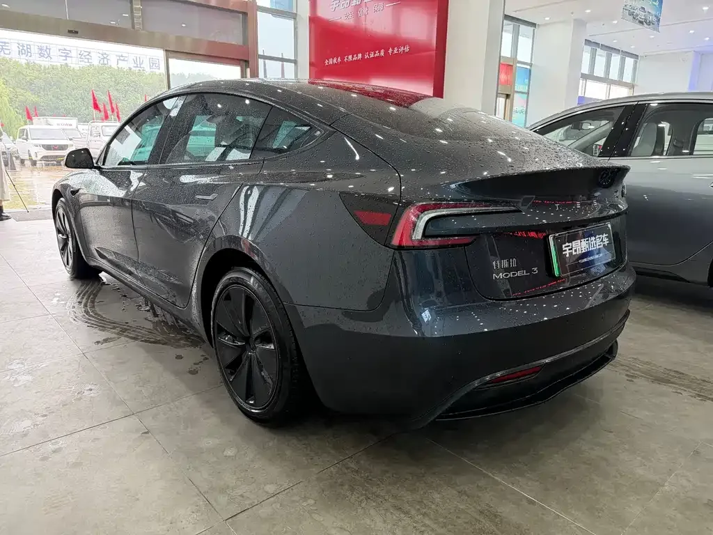 Tesla Model 3 2024 из CN, фото 5
