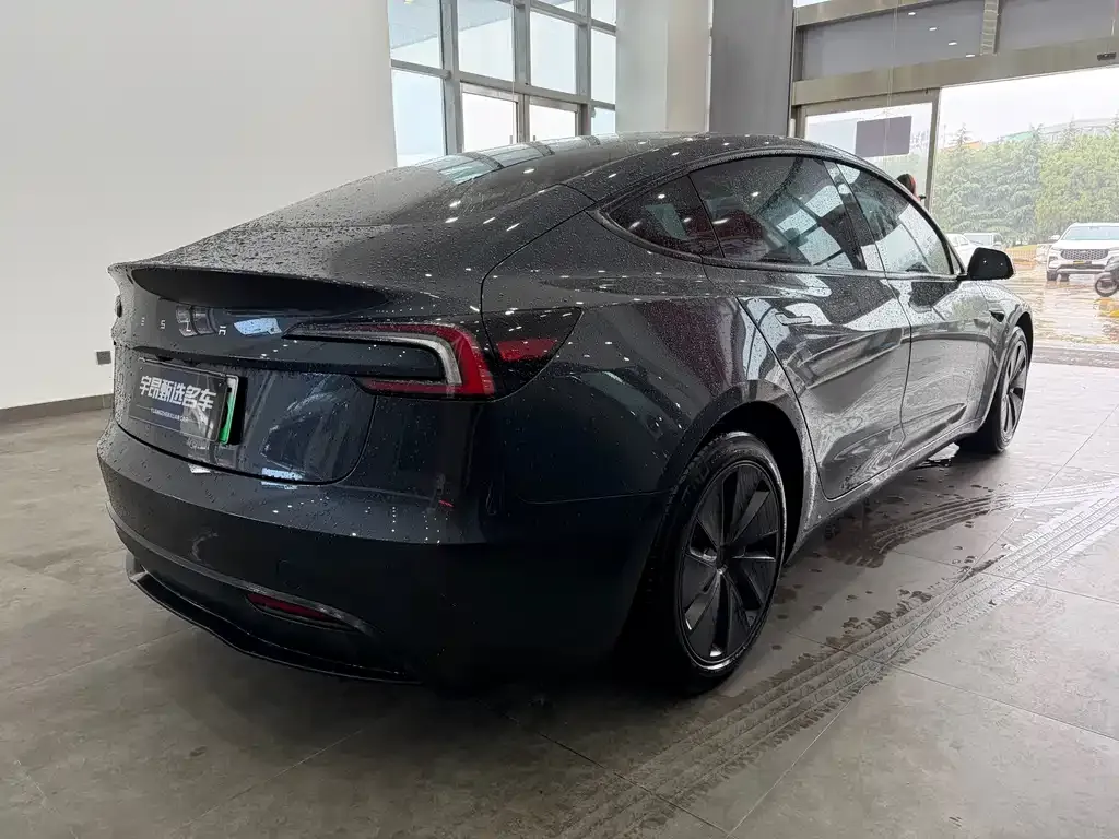 Tesla Model 3 2024 из CN, фото 6