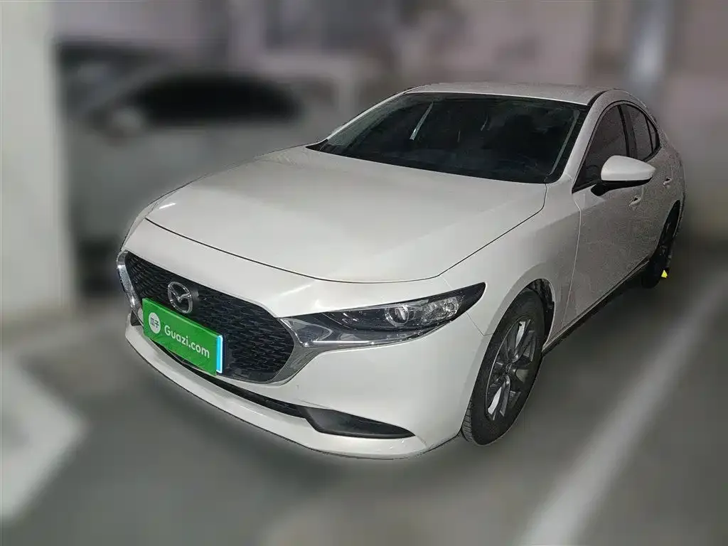 Mazda 3 Axela 2025 из CN, фото 2