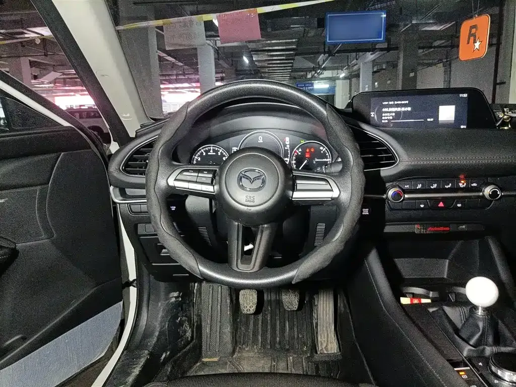 Mazda 3 Axela 2025 из CN, фото 3