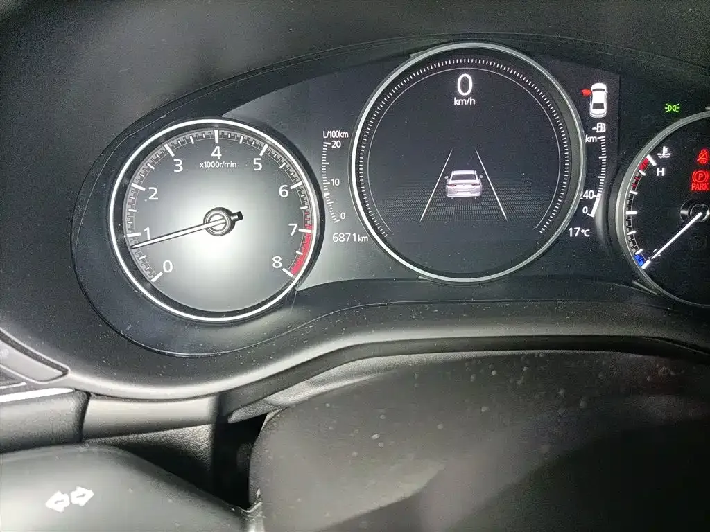 Mazda 3 Axela 2025 из CN, фото 5