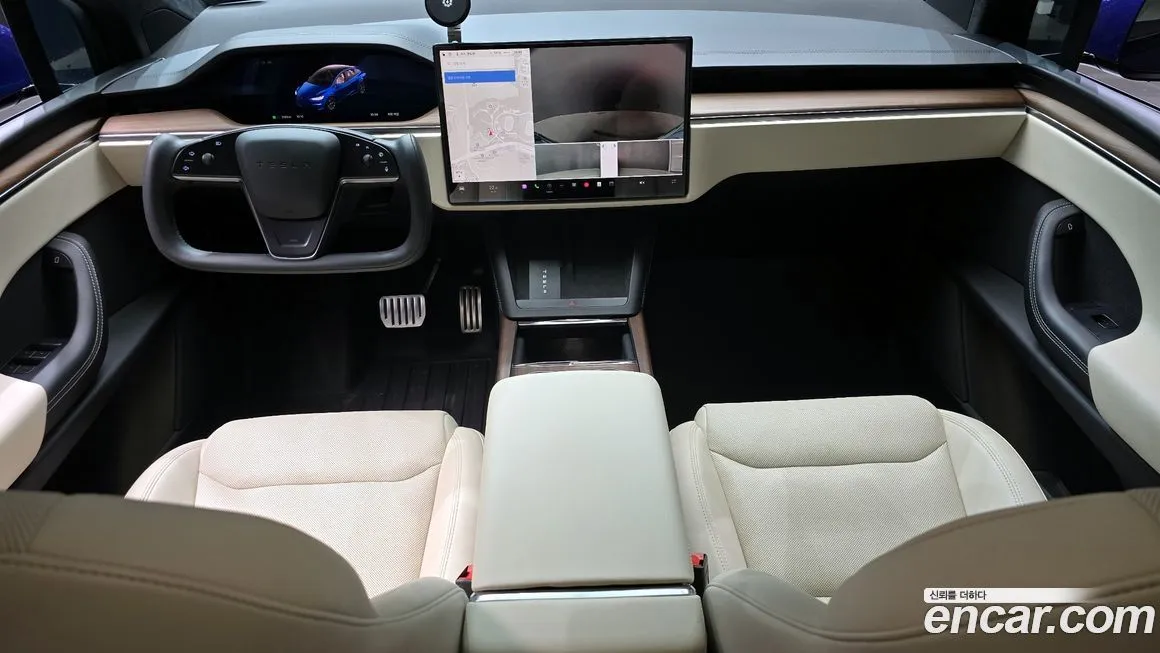 Tesla Model X — фото 7