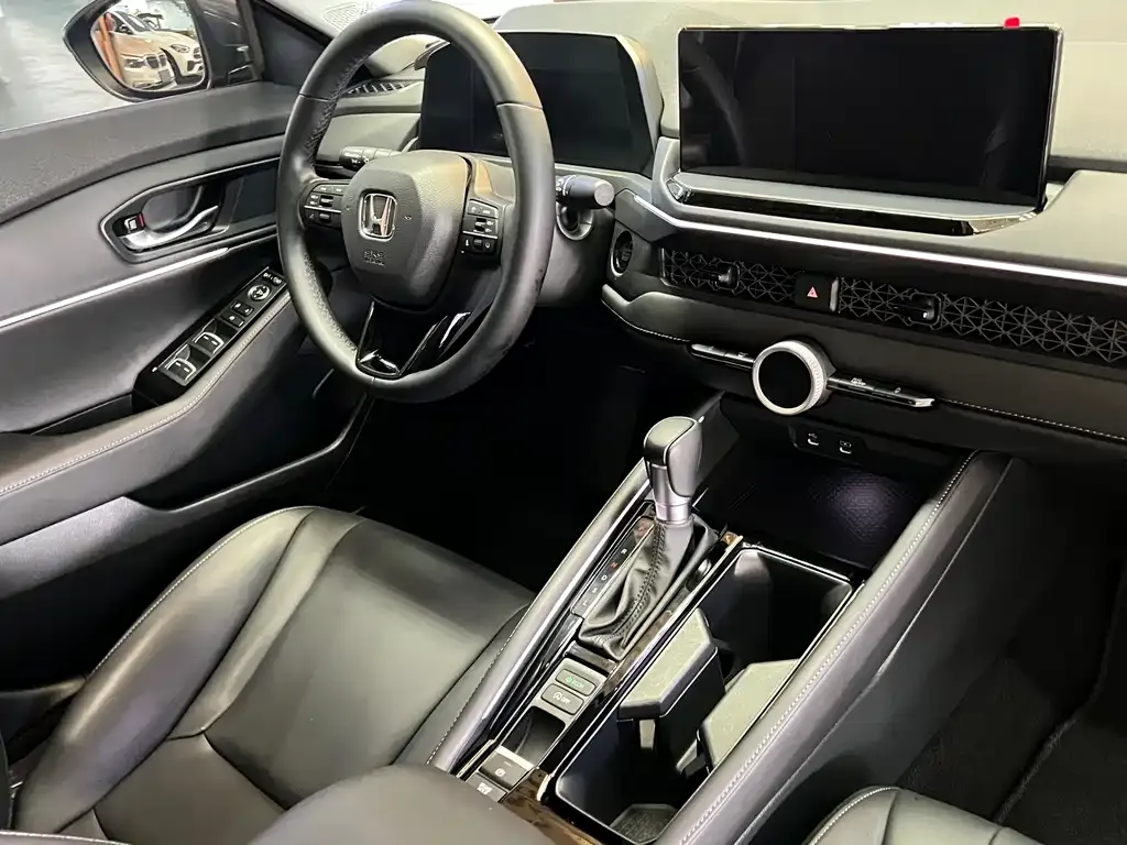 Honda Accord 2024 из CN, фото 10