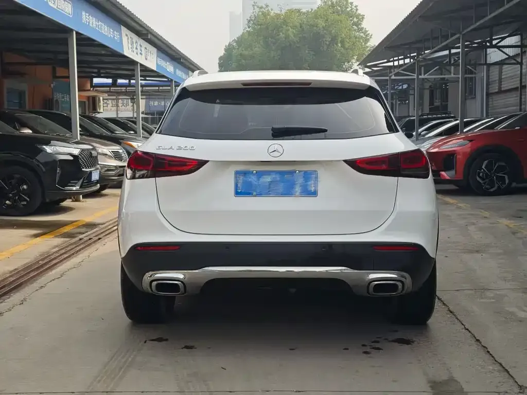 Mercedes-Benz GLA — фото 8