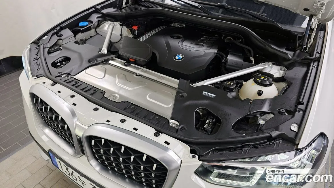 BMW X4 2023 из KR, фото 6