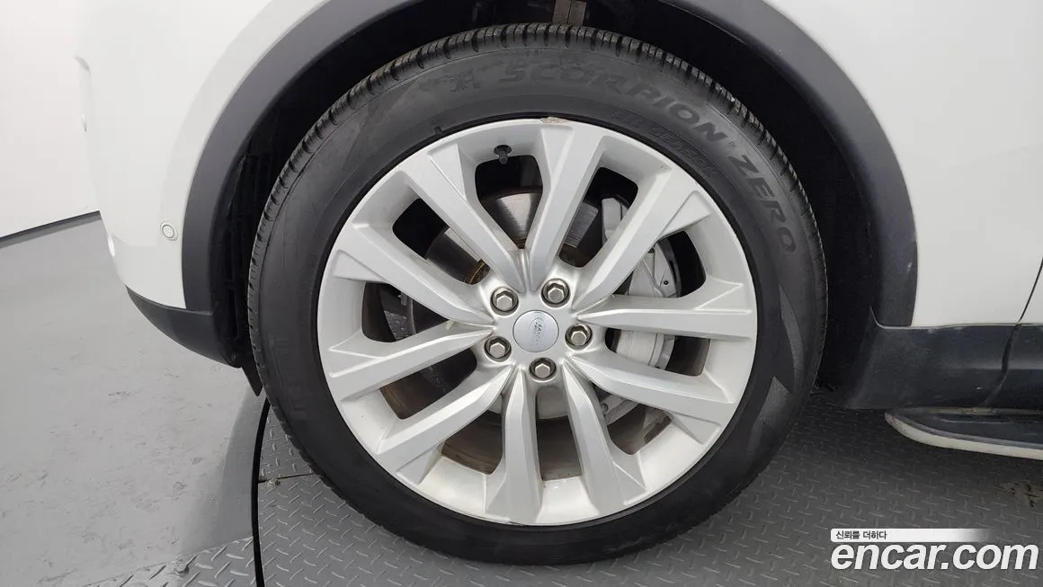 Land Rover Discovery 2022 из KR, фото 5