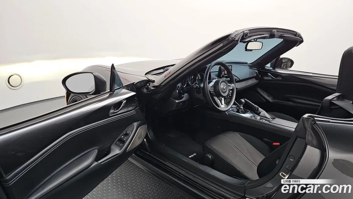 Mazda MX-5 Miata 2021 из KR, фото 10