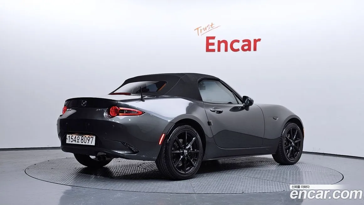 Mazda MX-5 Miata 2021 из KR, фото 2