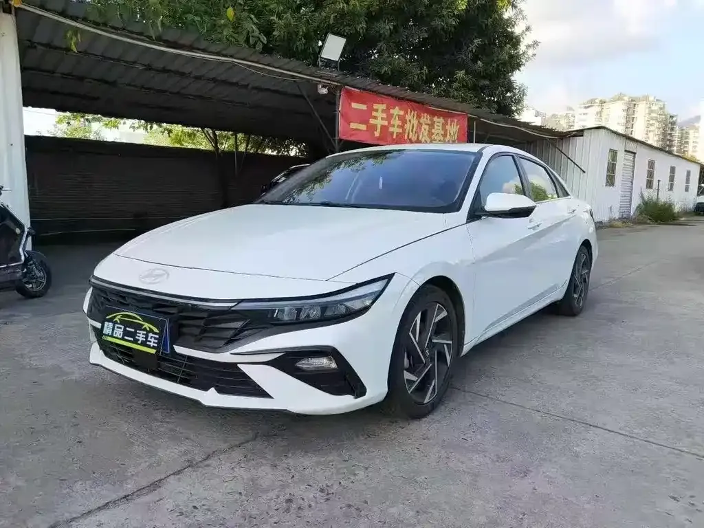 Hyundai Elantra 2024 из CN, фото 1