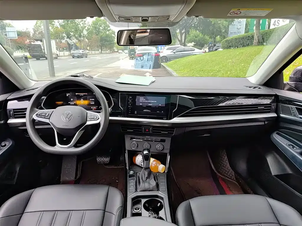 Volkswagen Passat 2024 из CN, фото 6