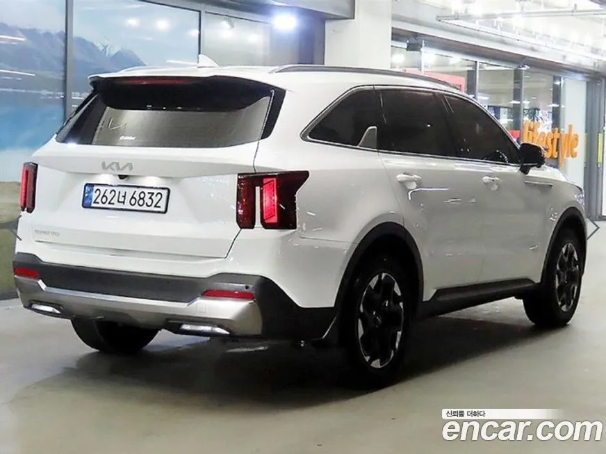 Kia Sorento — фото 4