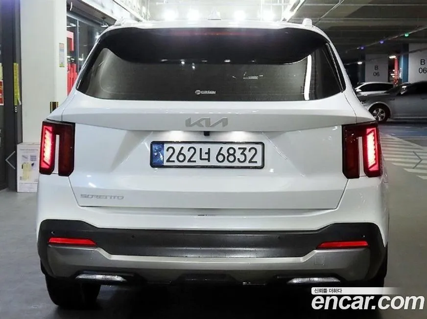 Kia Sorento — фото 5