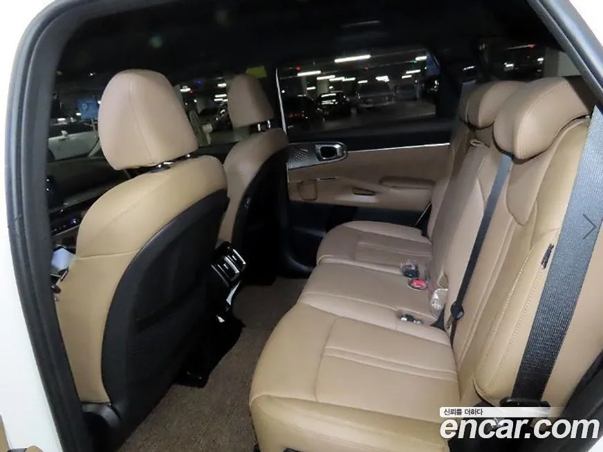 Kia Sorento — фото 7