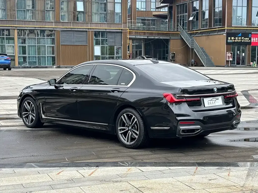 BMW 7 Series 2022 из CN, фото 7