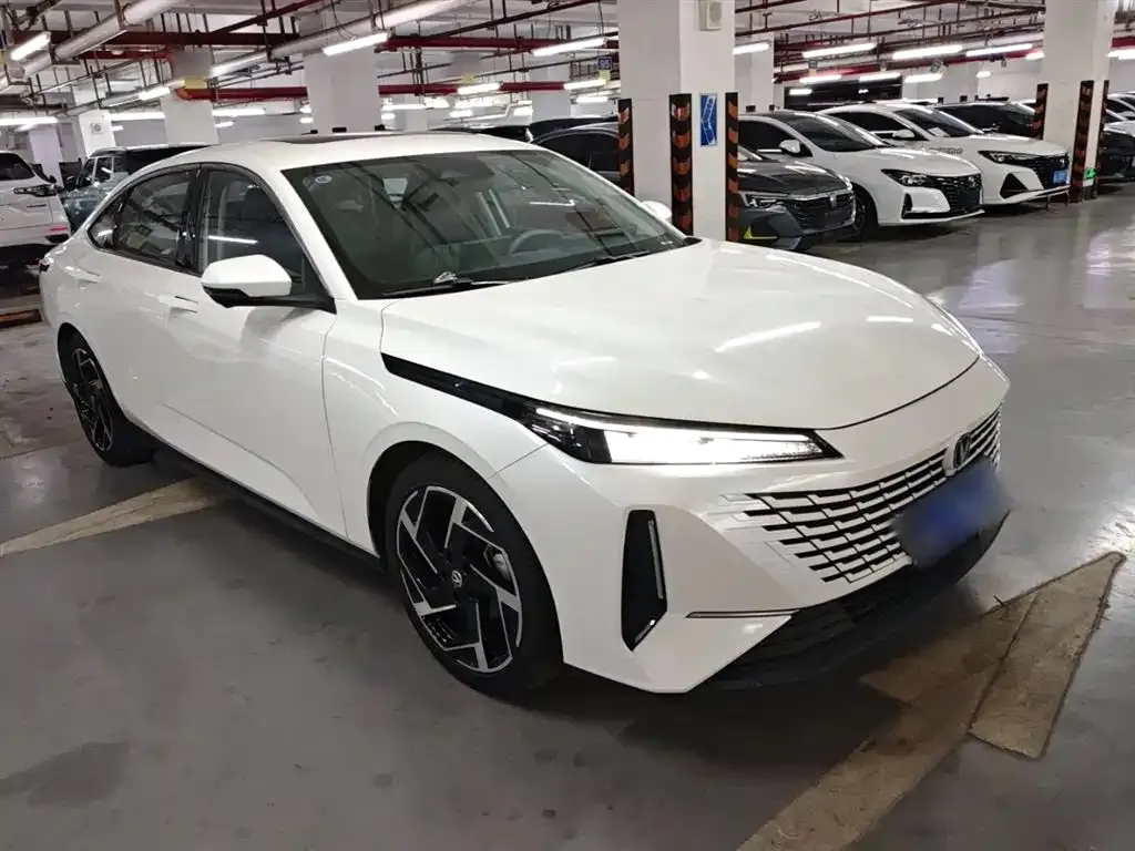Changan Yida 2023 из CN, фото 4