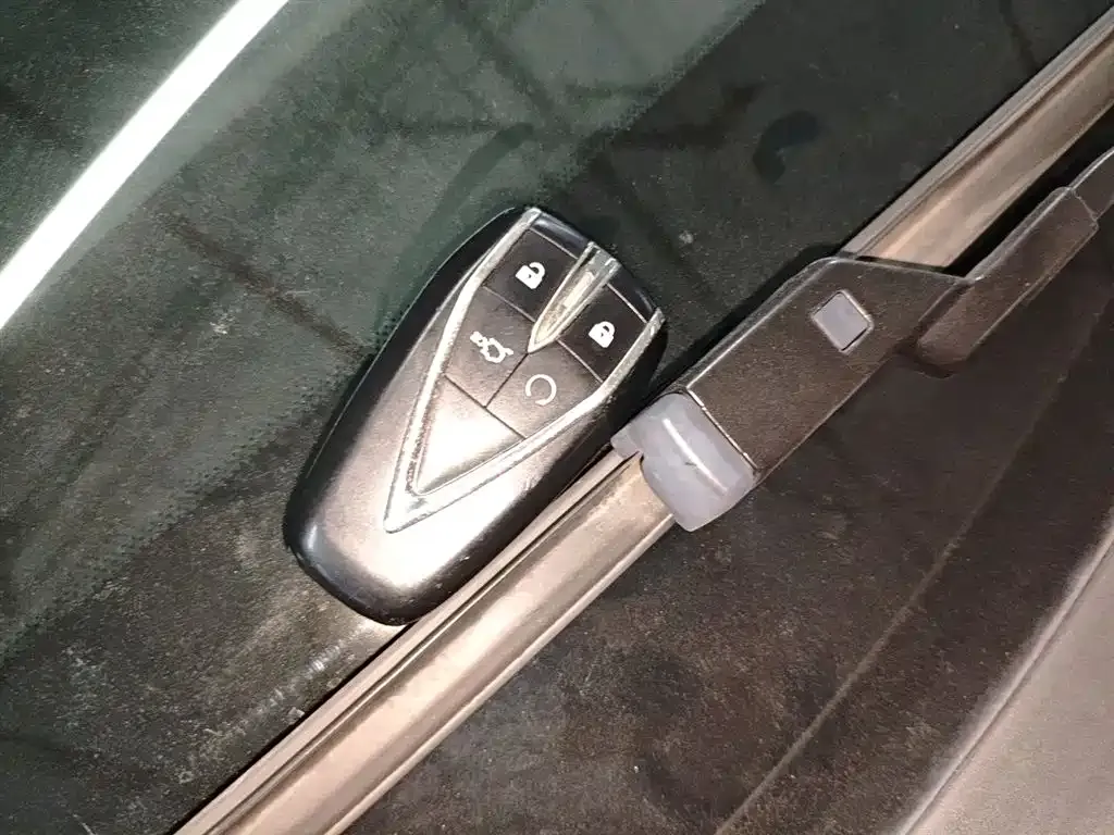 Changan Yida 2023 из CN, фото 9
