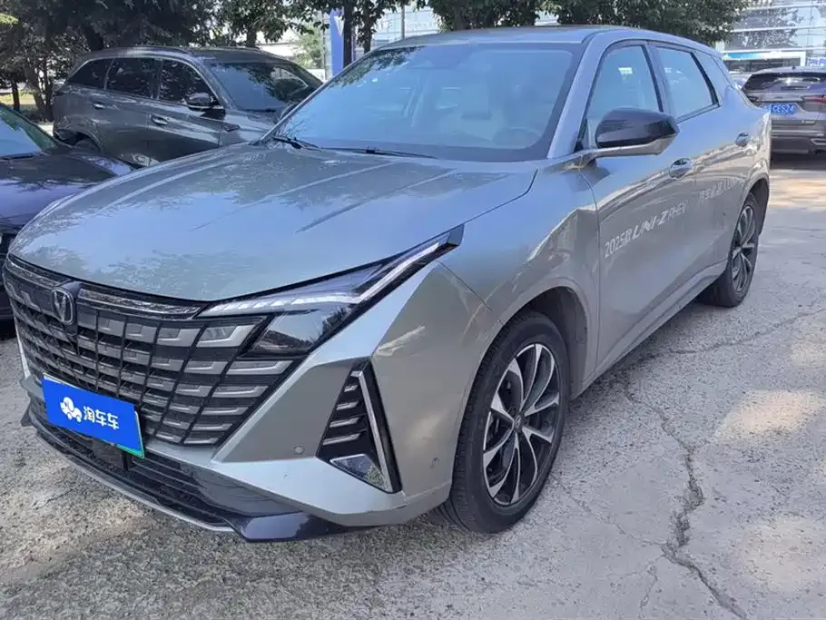Changan UNI-Z New Energy 2024 из CN, фото 1