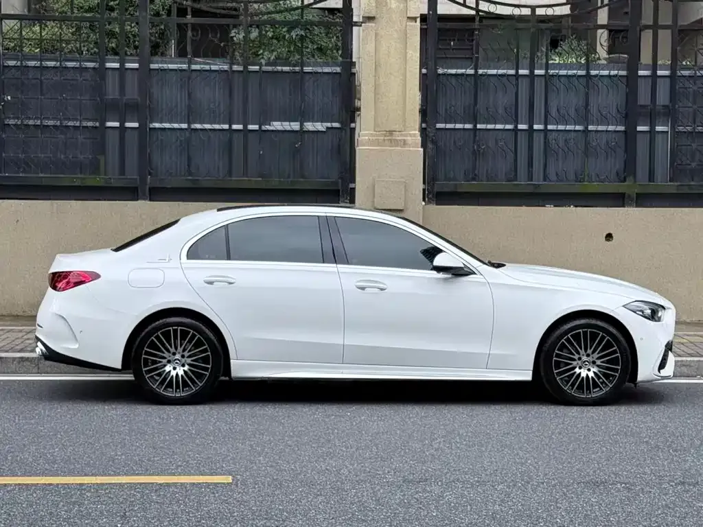 Mercedes-Benz C-Class 2025 из CN, фото 2