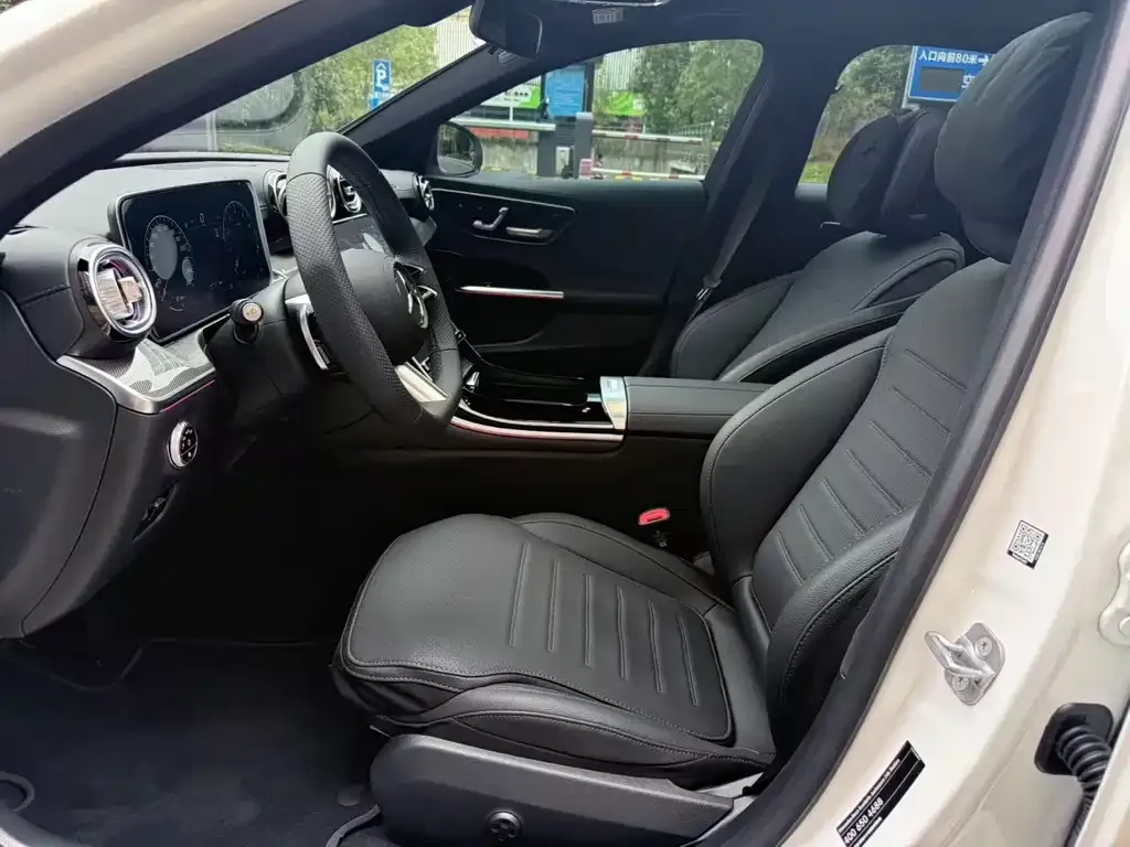 Mercedes-Benz C-Class 2025 из CN, фото 4